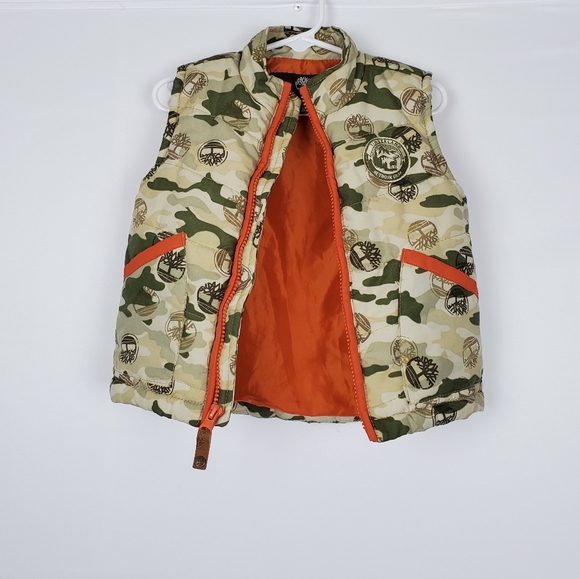 Timberland Camo Vest with Orange Accents Baby Boy 18M - Picture 2 of 8